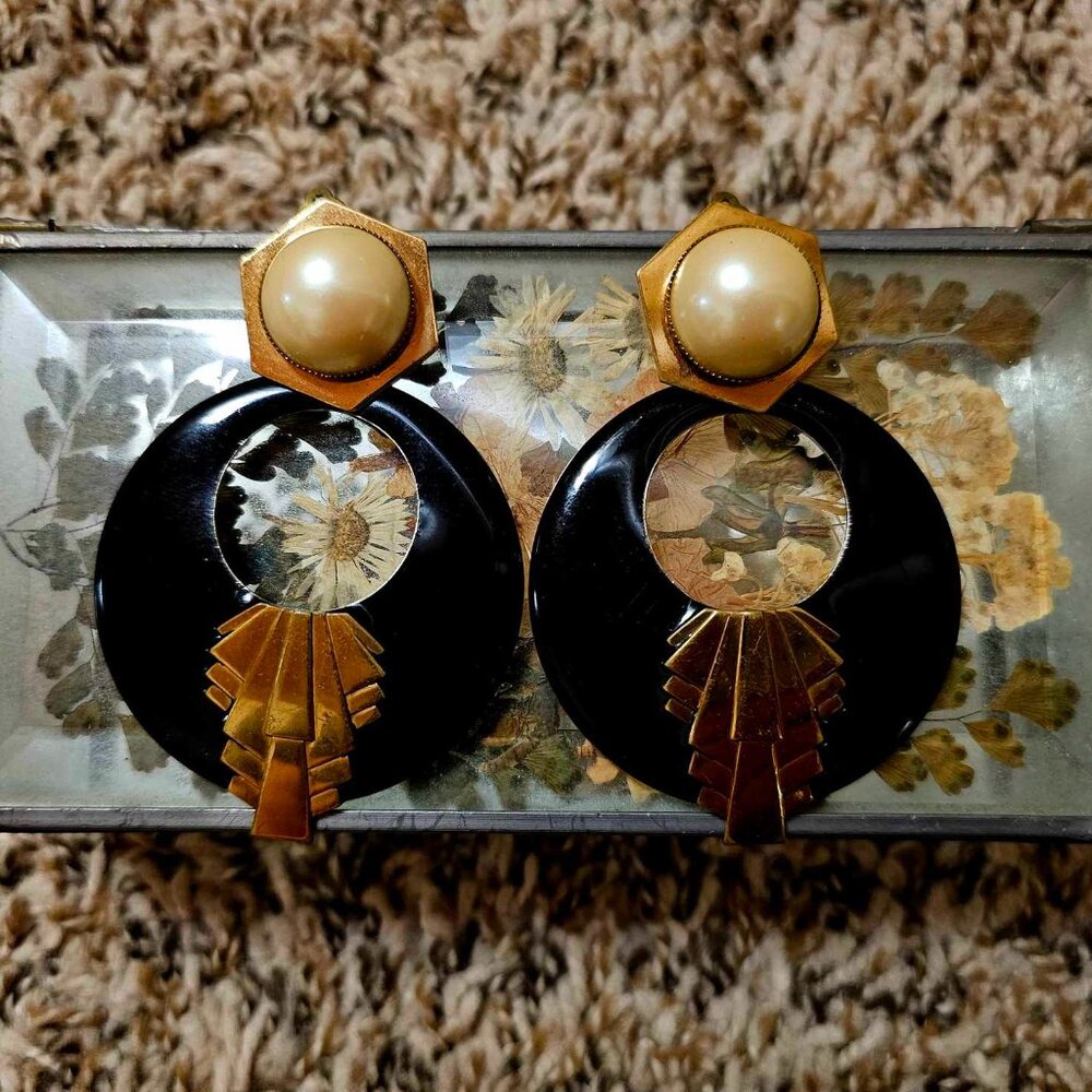 Vintage Moulin Rouge earrings